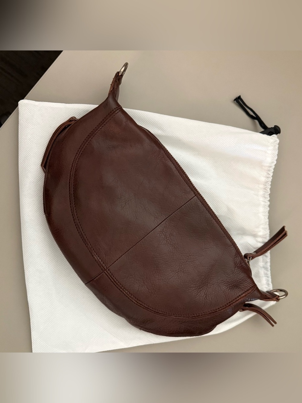 Latico Leathers Crosby Sling Crossbody in Soft Brown Leather 🐻 - Picture 4 of 13